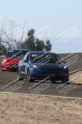 media/Nov-08-2025-Speed Ventures (Sat) [[1c7a6332f5]]/TC B/Session 2 (Turn 2)/